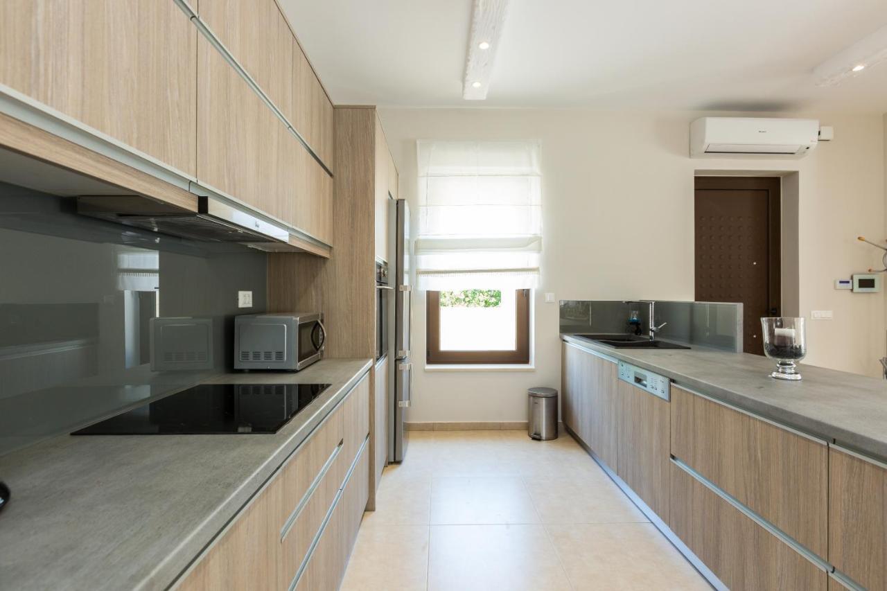 Eudora Luxury Stone Villa Almirida Exterior foto