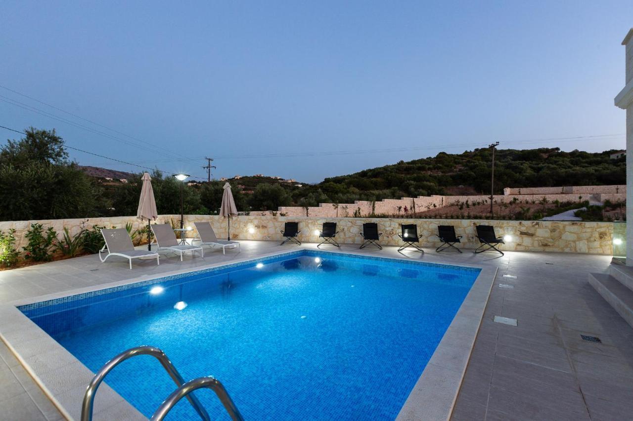 Eudora Luxury Stone Villa Almirida Exterior foto